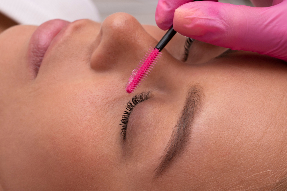 Lash Removal